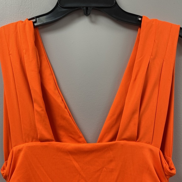 Ladies Dress - Picture 3 of 4